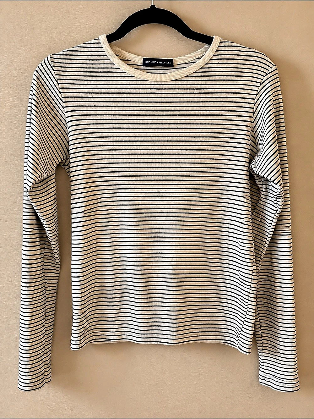 Brandy Melville Striped Long Sleeve Top in White & Black Like New